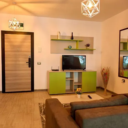 Апартаменты Orizont Sea View Apartment- N Pools *