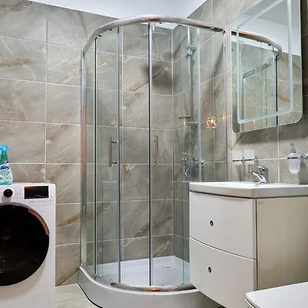 Апартаменты Orizont Sea View Apartment- N Pools