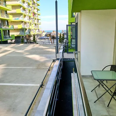 Orizont Sea View Apartment- N Pools