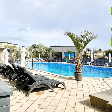 Orizont Sea View Apartment- N Pools * Мамая