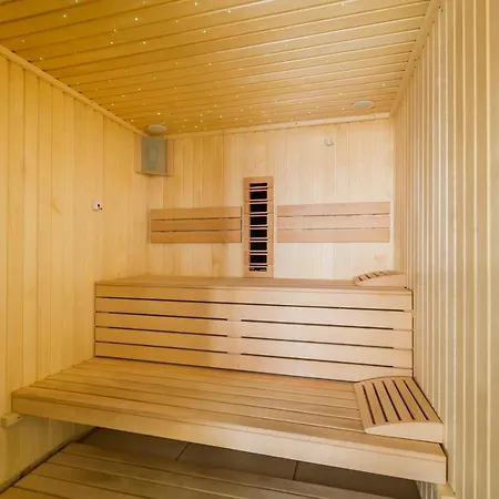 Orizont Sea View Apartment- N Pools *