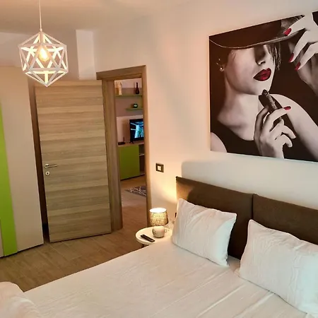 Orizont Sea View Apartment- N Pools