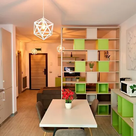 Orizont Sea View Apartment- N Pools Mamaia